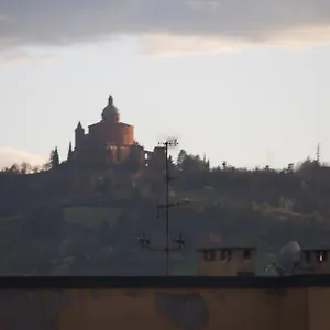Gasthuis Myroom Centerstation, Bologna
